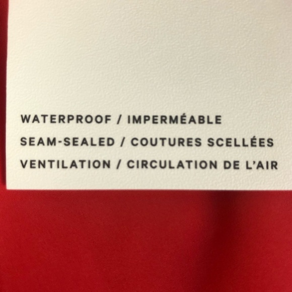 NWT Lululemon Rain Rebel Jacket Carnation Szs 0-8 - Picture 10 of 13